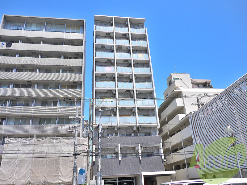 エストーネ江坂の外観