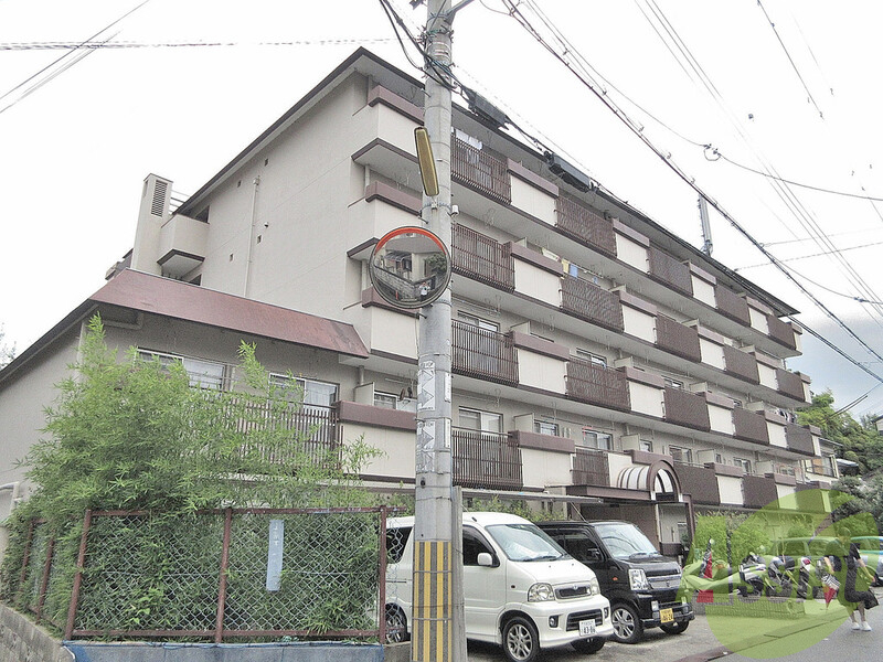 コアロード桃山台の外観