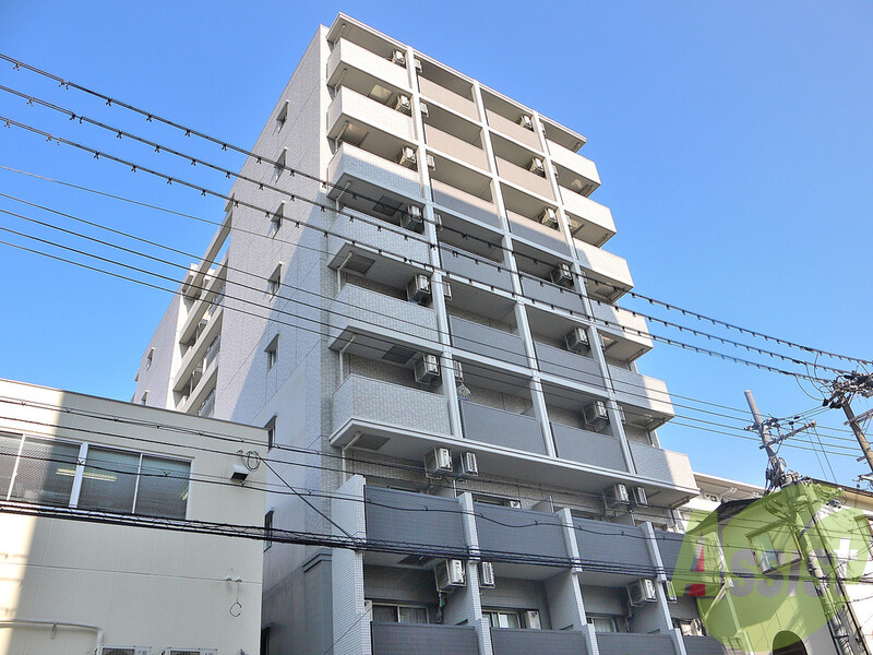 エスリード江坂垂水町の外観