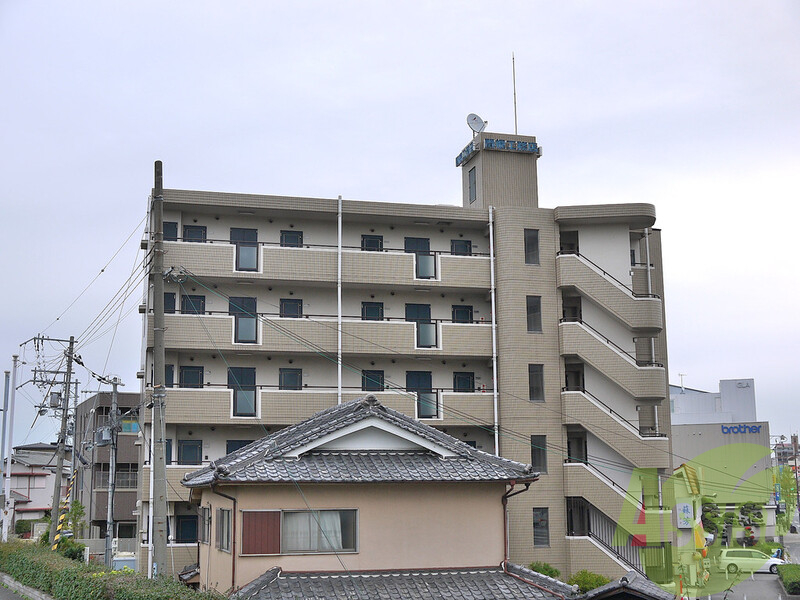 第15関根マンションの外観
