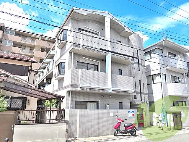 ファミーユ垂水の外観