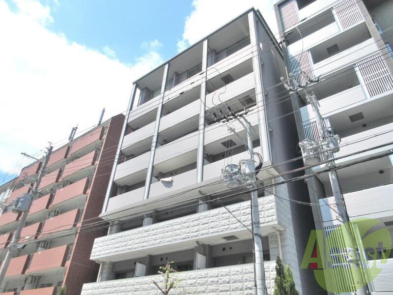 Mid Court新大阪の外観