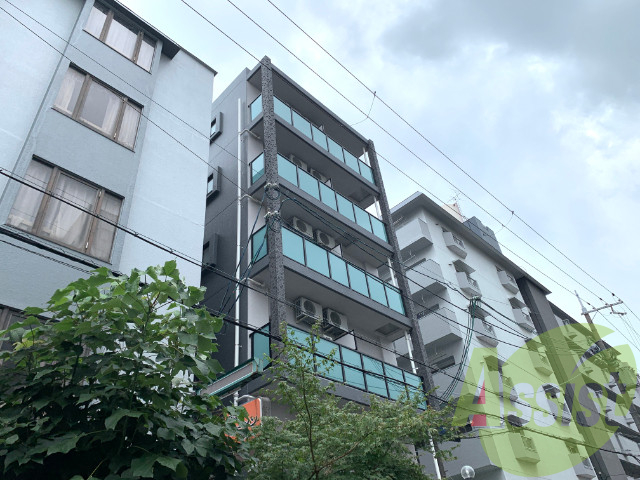 Fr.imp大阪三国の外観