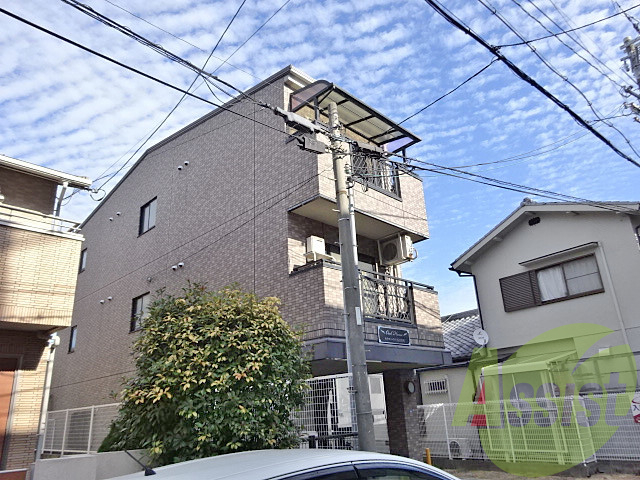 オウルハウス服部豊町の外観