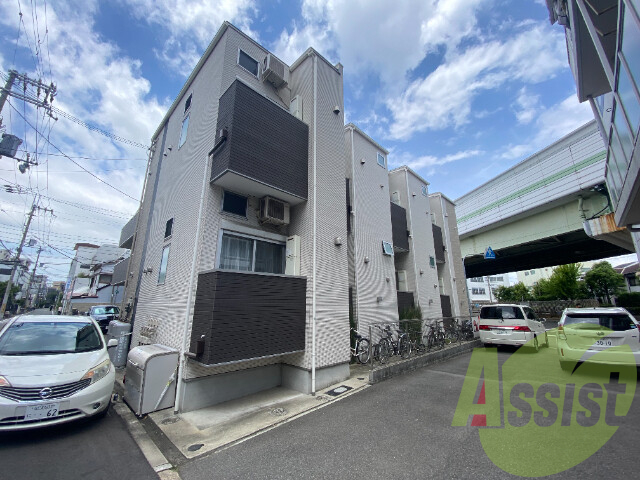 アールグレイス塚本の外観
