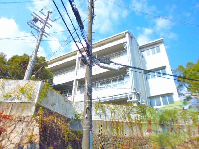 萱野小学校 1155m 萱野小学校 1155m