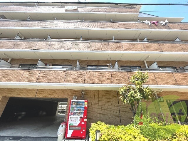 ユニコートの外観