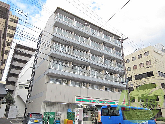 ライブステーション江坂の外観