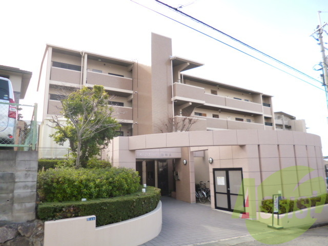 ルミエール西緑丘の外観