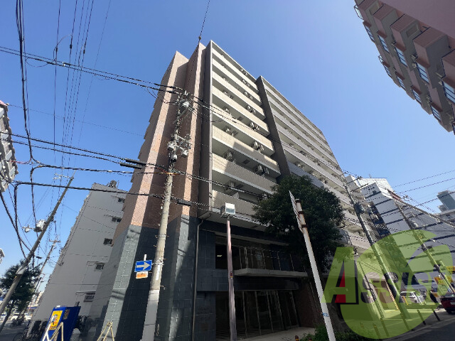 エステムコート新大阪8レヴォリスの外観