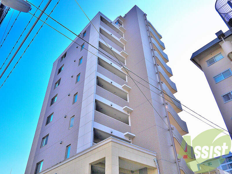 TMK江坂の外観