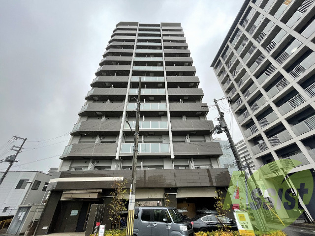 スペーシア江坂広芝町の外観