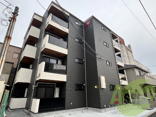 M-city大阪十三の外観