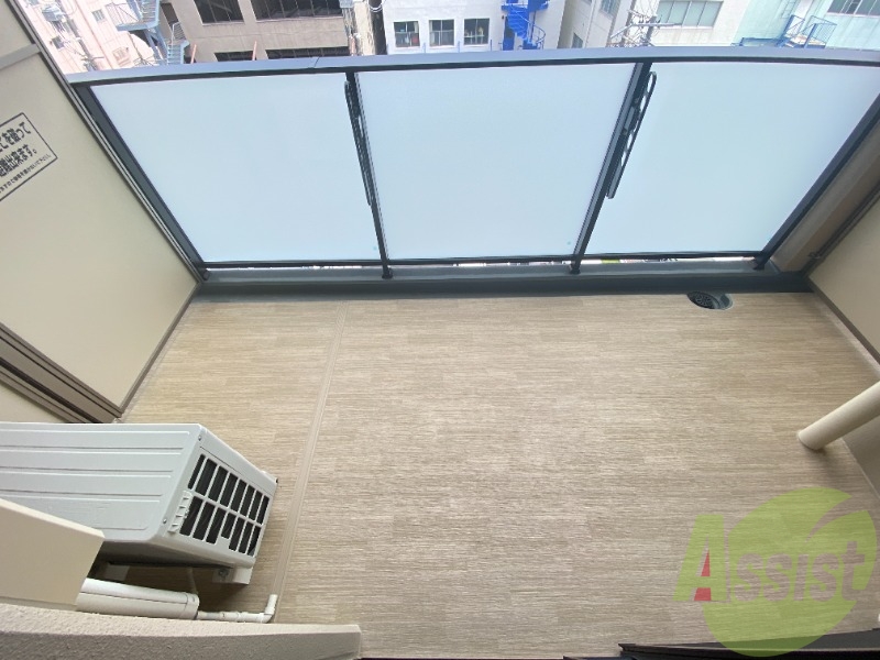 バルコニー バルコニー