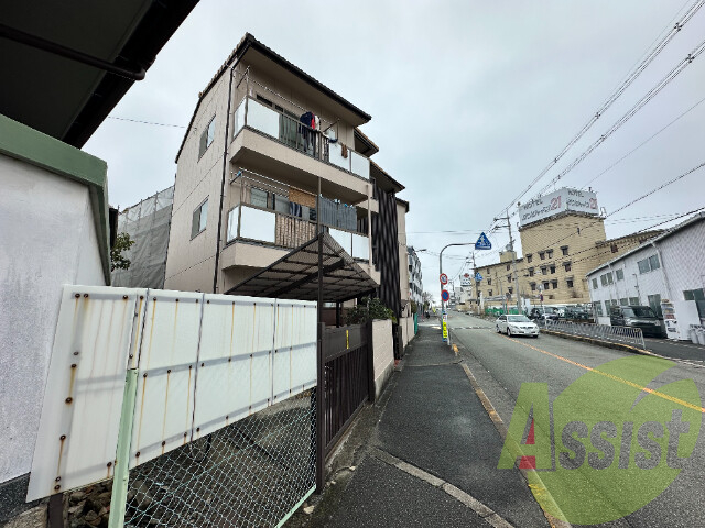 村路マンションの外観