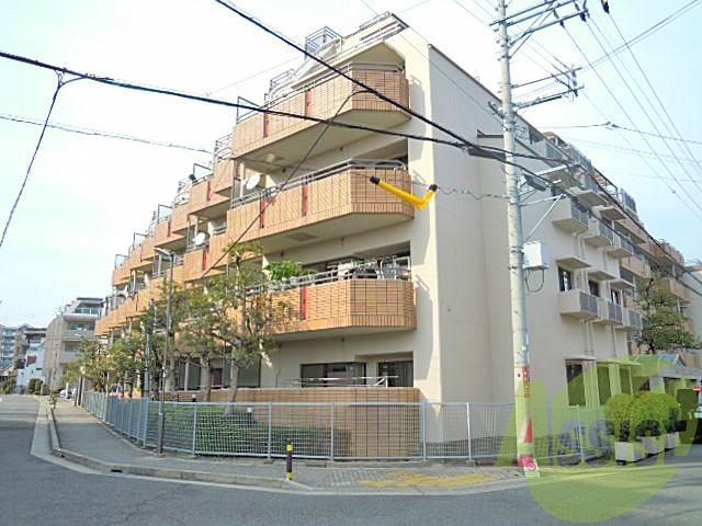 朝日プラザ豊中旭丘弐番館の外観