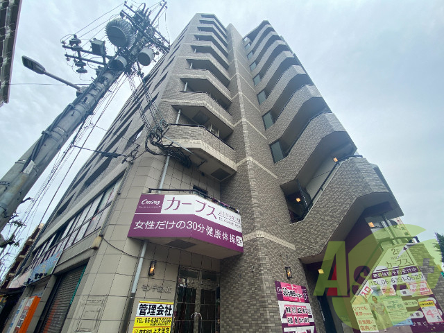 モンテ新大阪の外観
