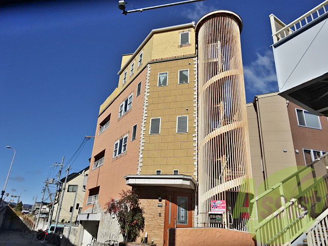 リーフジャルダン阪急石橋の外観