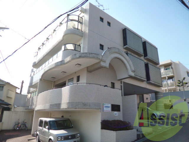 ロイヤルグレース上野東　の外観