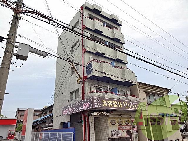 スカイフィールド豊中の外観