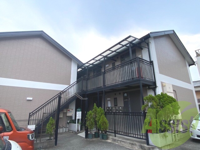 サロットアミーチの外観