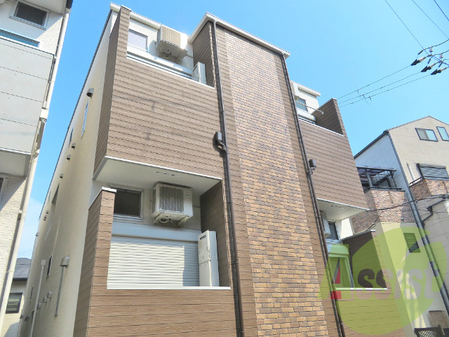 ハーモニーテラス野里の外観