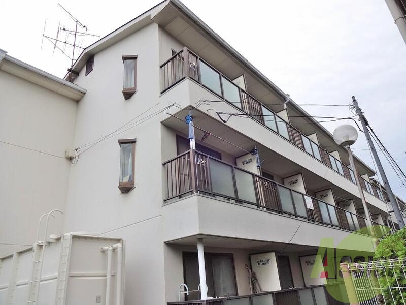 メゾンイズミの外観