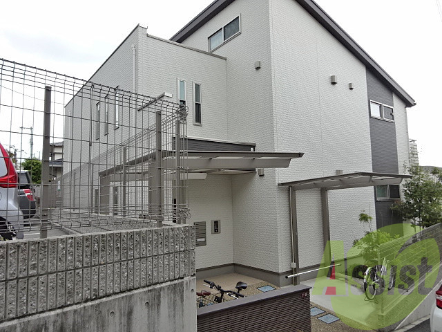 フォレスト刀根山