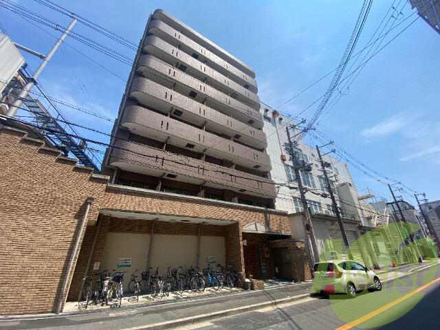 クラウンハイム淡路駅前通の外観