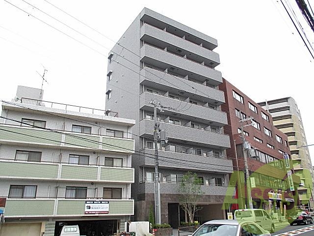 ロイヤルコート中桜塚の外観