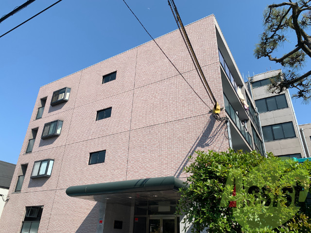 イーズ千里山の外観