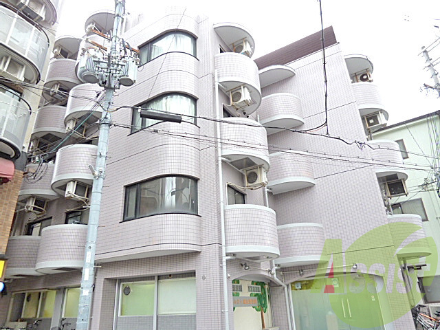 G.Court阪急石橋阪大前(旧 ピュアネス78)の外観