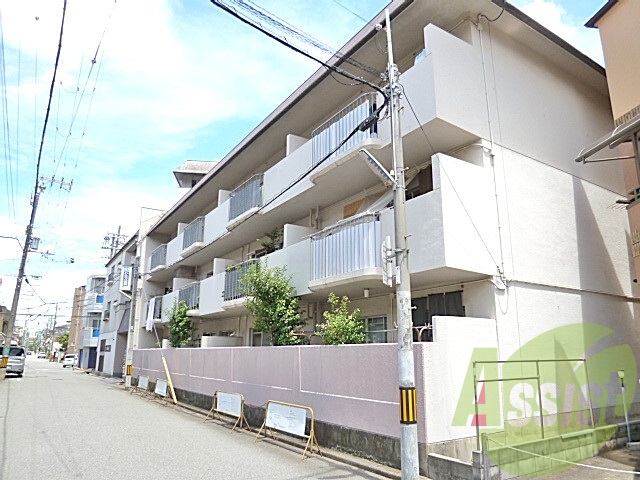 共栄マンション服部の外観