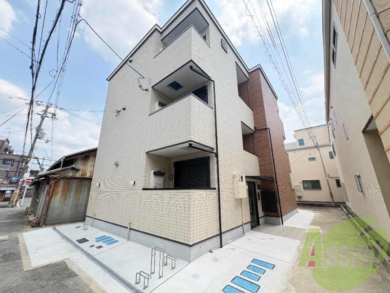 ヴェルメゾン三津屋中の外観
