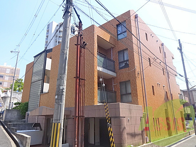 ファミーユの外観
