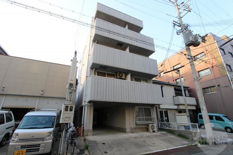 アントレ水木の外観