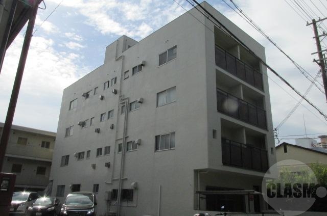 城村マンションの外観