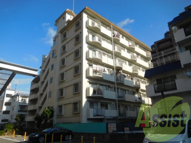 サンハイツ本山の外観