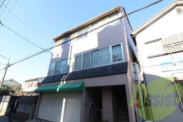 岡本甲南ビルの外観