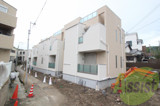 GRANDTIC湊川公園の外観