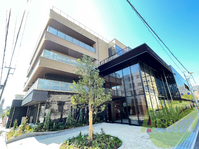 シー・クリサンス西岡本