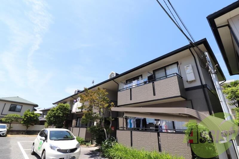 ハイカムール芦屋の外観