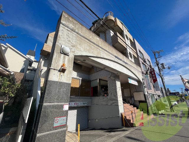 オリエントコートの外観