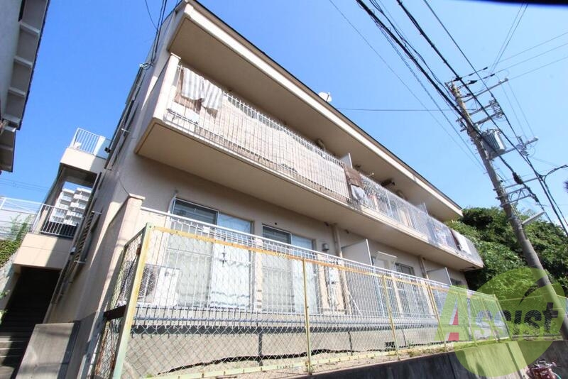 クイーンズハイツ名倉の外観
