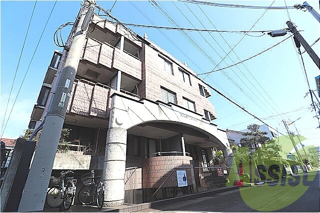 ステディ垂水の外観