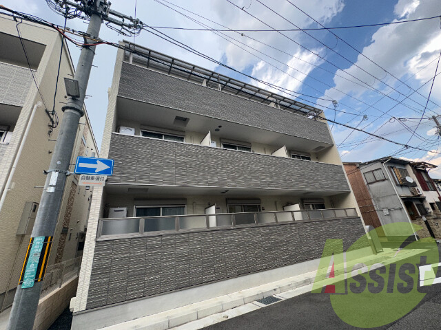 クリエオーレ神田中通Ⅲの外観