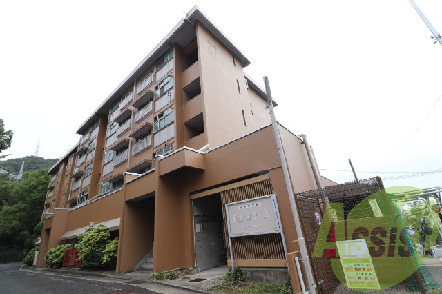鶴甲コーポ37号棟