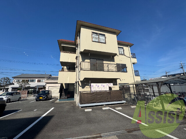 マンション北川