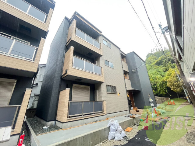 D porta irisの外観