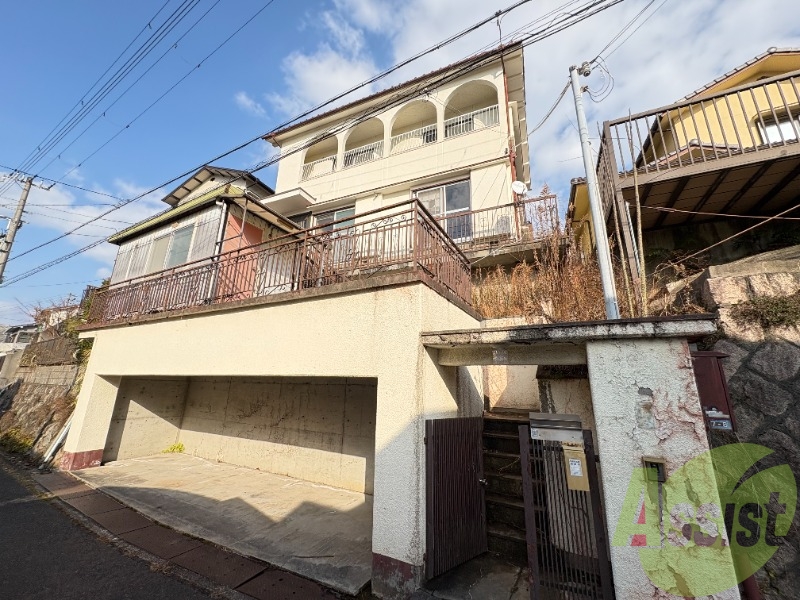 鈴蘭台東町3丁目戸建の外観